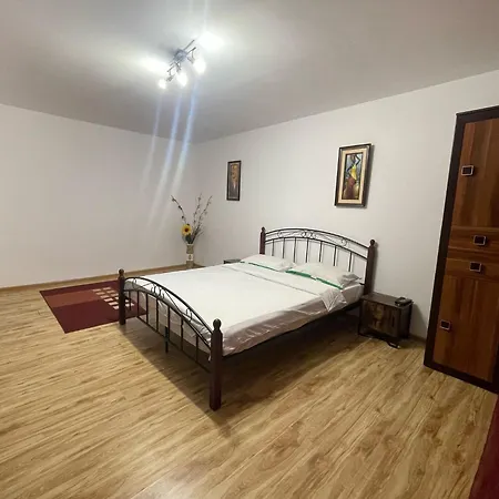 Apartament Redwood *