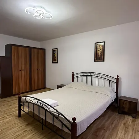 Apartament Redwood *